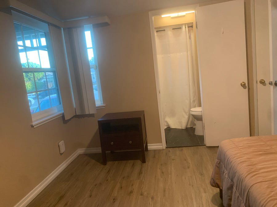 Furnished Finder property 1039973_1 photo 9