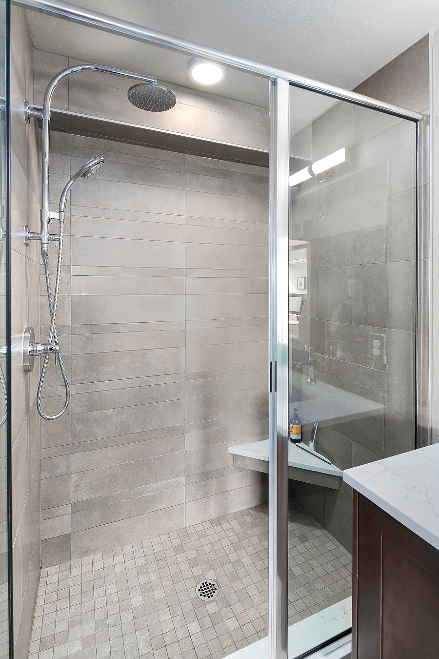 Primary suite shower