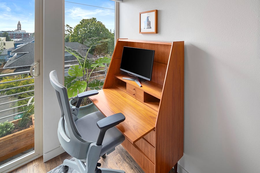 Primary suite desk with 24" monitor