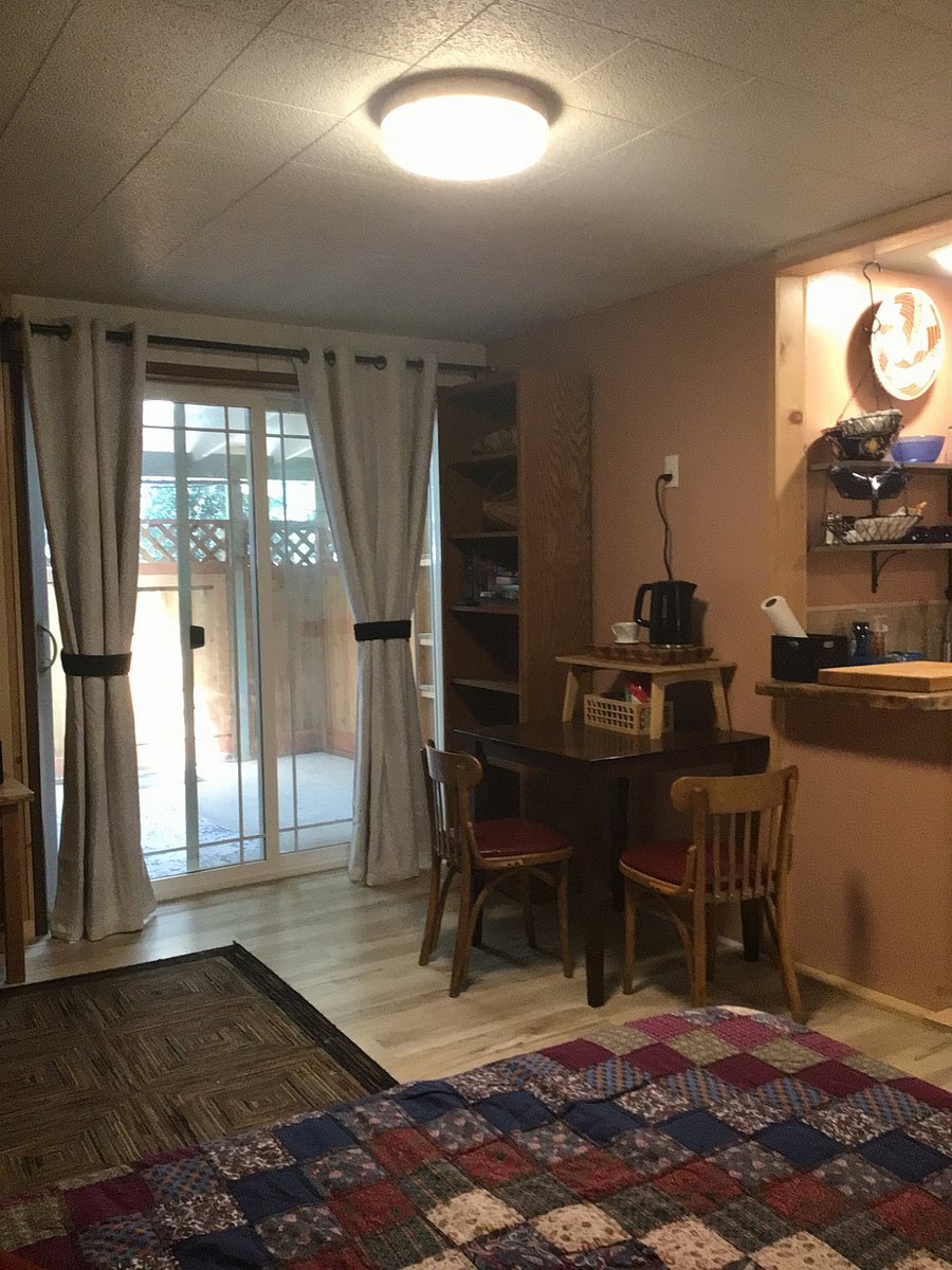 Furnished Finder property 1040003_1 photo 4