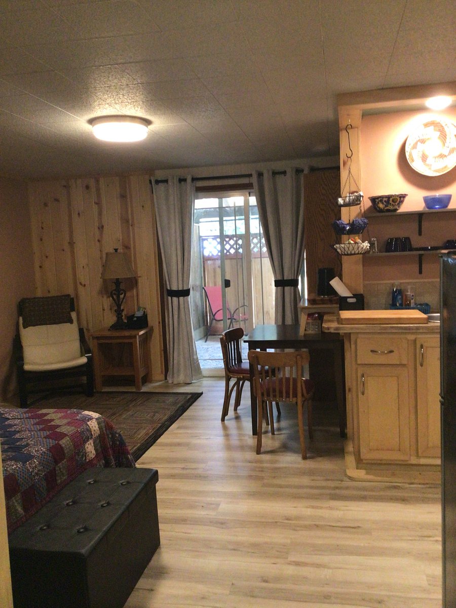 Furnished Finder property 1040003_1 photo 9