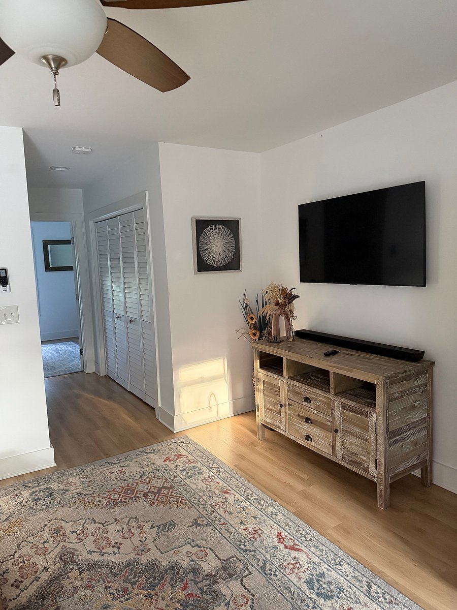 Furnished Finder property 1040013_1 photo 3