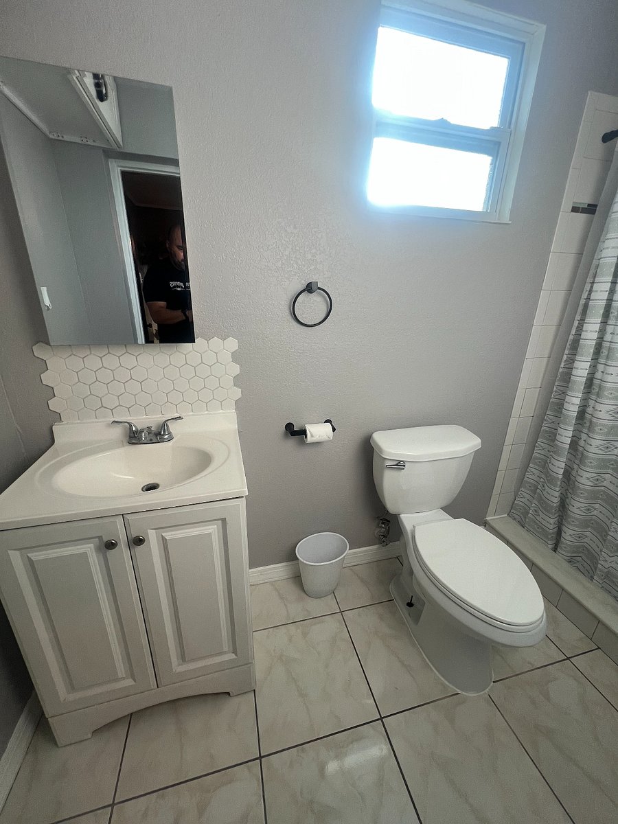 Furnished Finder property 1040033_1 photo 3