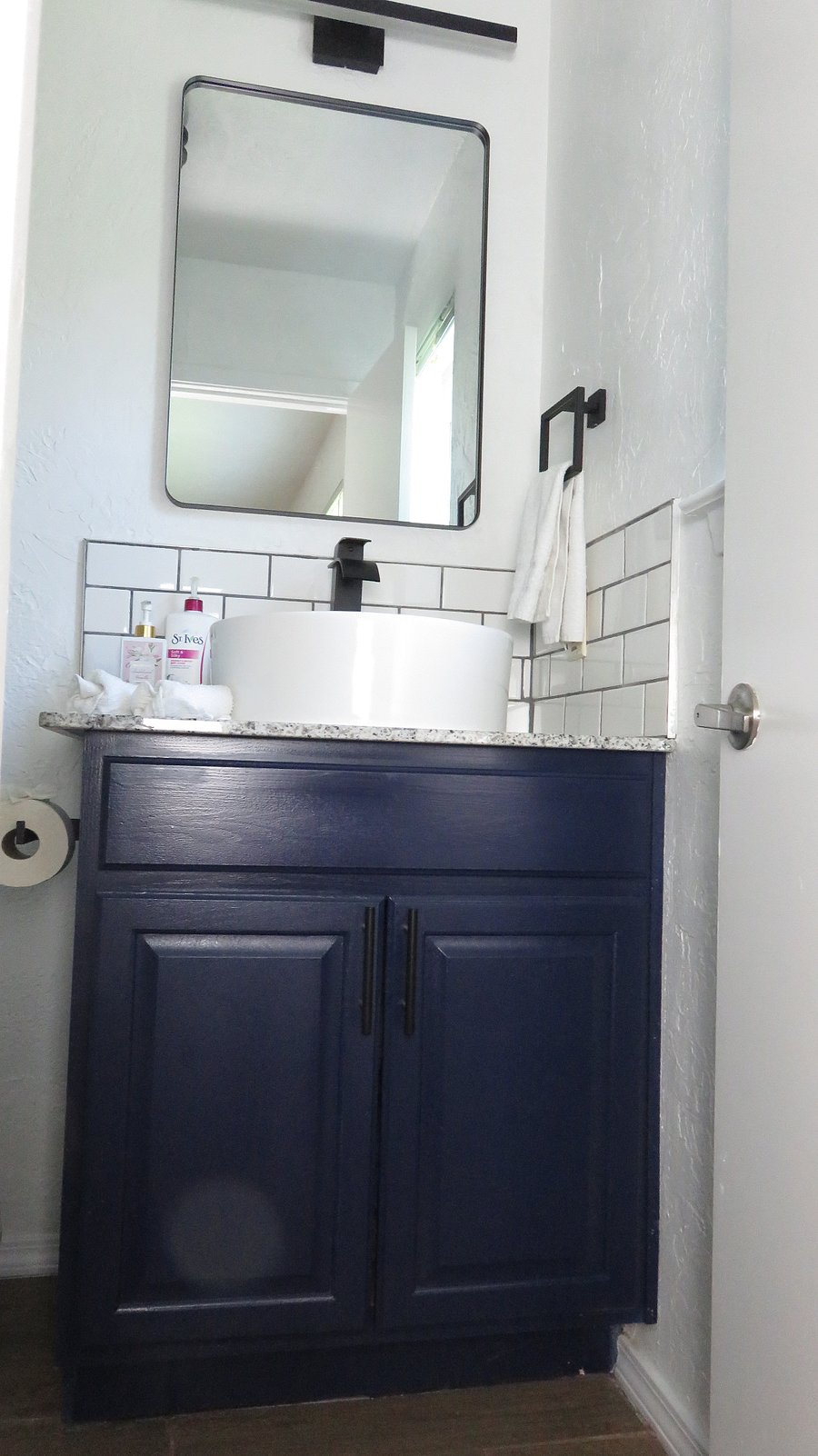 Primary vanity