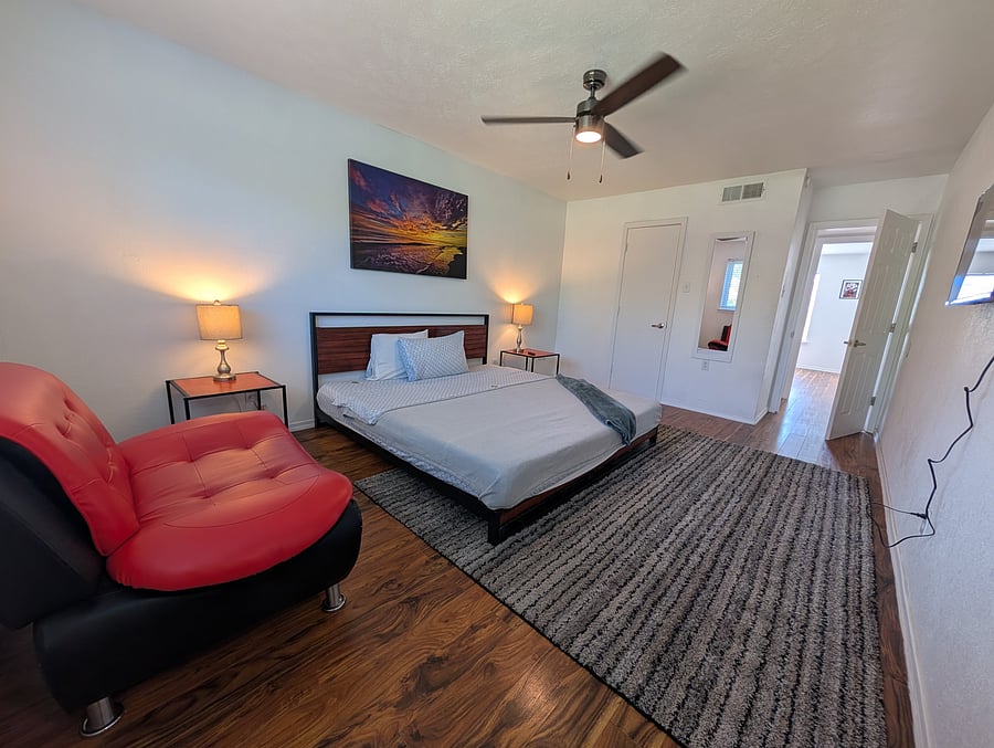 Furnished Finder property 1040037_1 photo 4