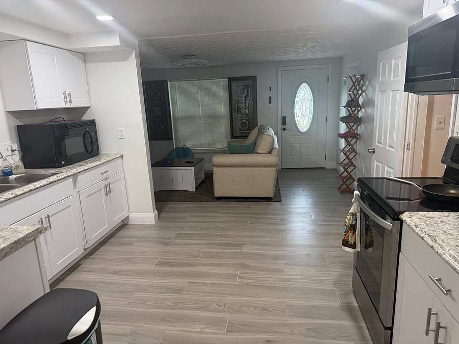 Furnished Finder property 1040042_1 photo 12