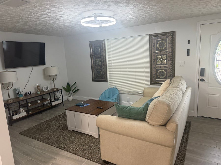 Furnished Finder property 1040042_1 photo 9