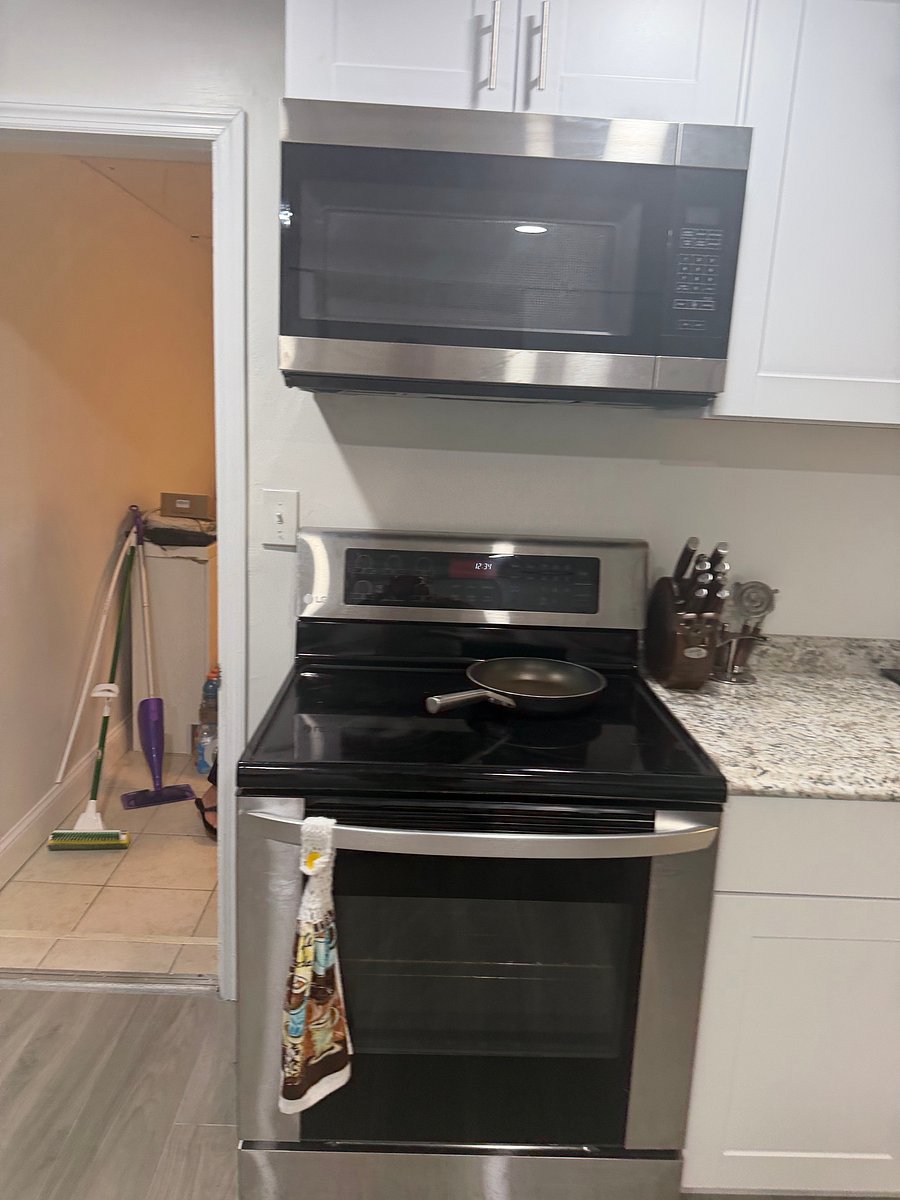 Furnished Finder property 1040042_1 photo 11