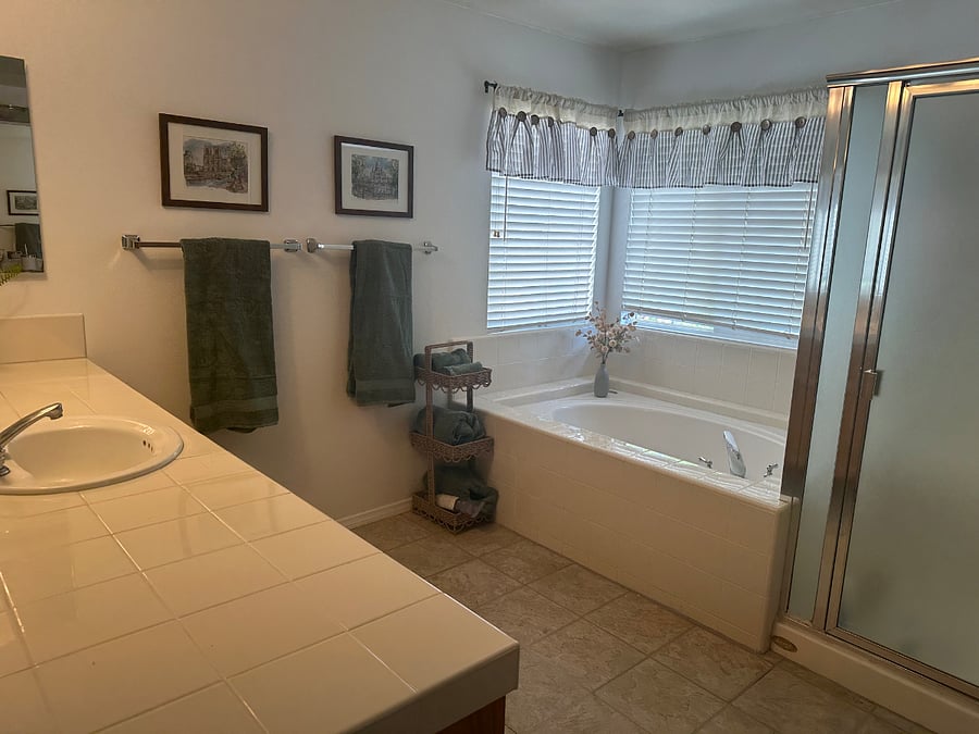 Furnished Finder property 1040077_1 photo 23