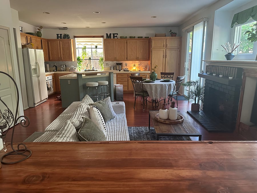 Furnished Finder property 1040077_1 photo 12
