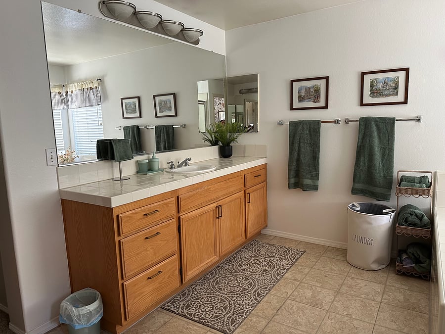 Furnished Finder property 1040077_1 photo 22