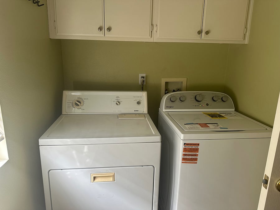 Furnished Finder property 1040077_1 photo 32
