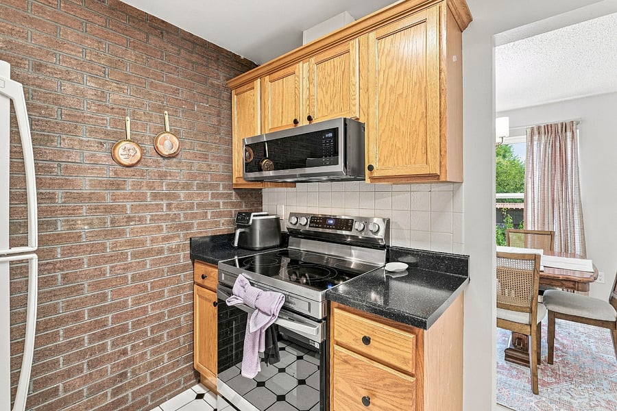 Furnished Finder property 1040093_1 photo 13