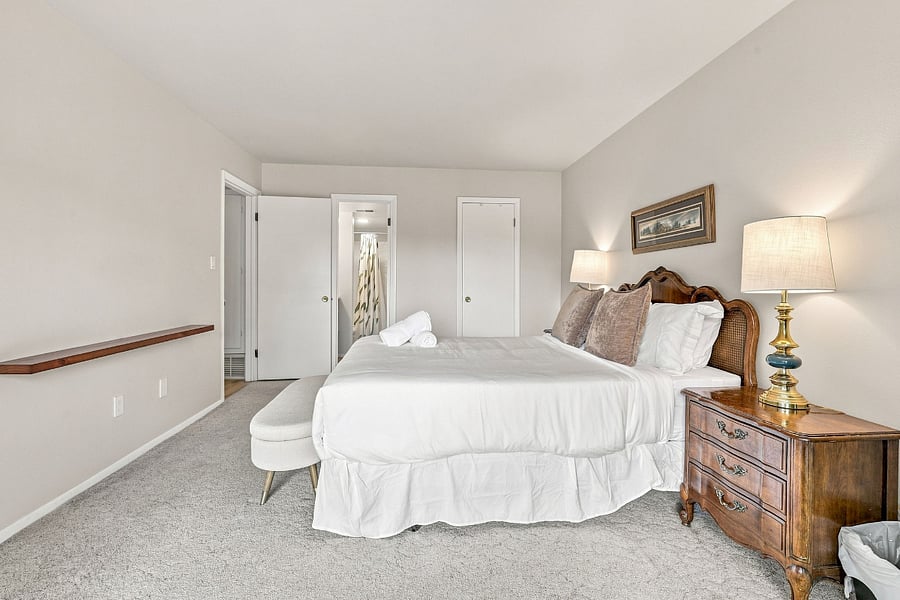 Furnished Finder property 1040093_1 photo 27