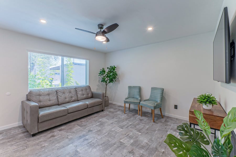 Furnished Finder property 1040099_1 photo 2