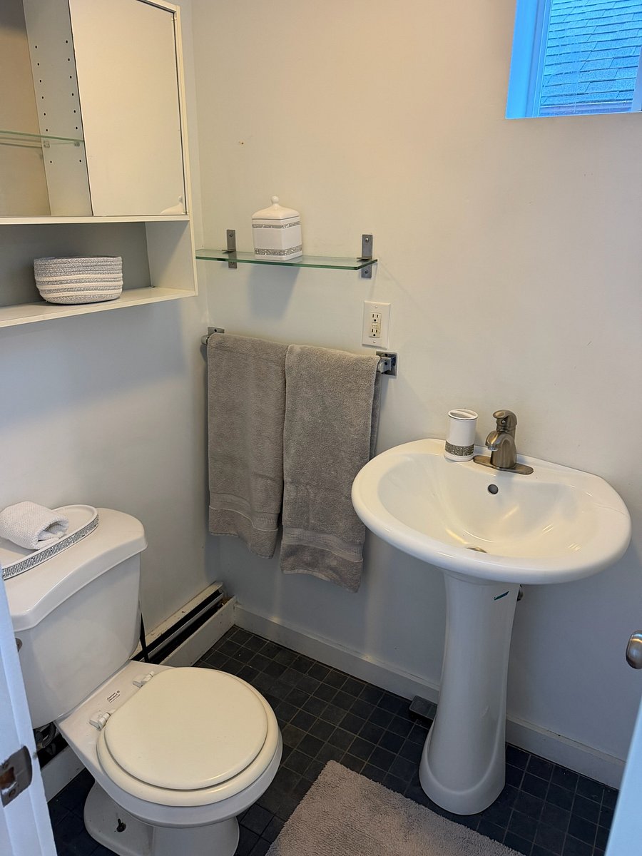 Furnished Finder property 1040104_1 photo 16