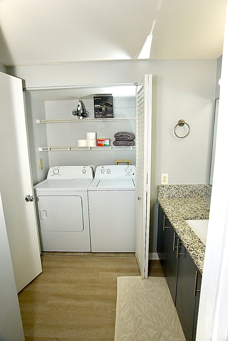 Furnished Finder property 1040106_1 photo 30