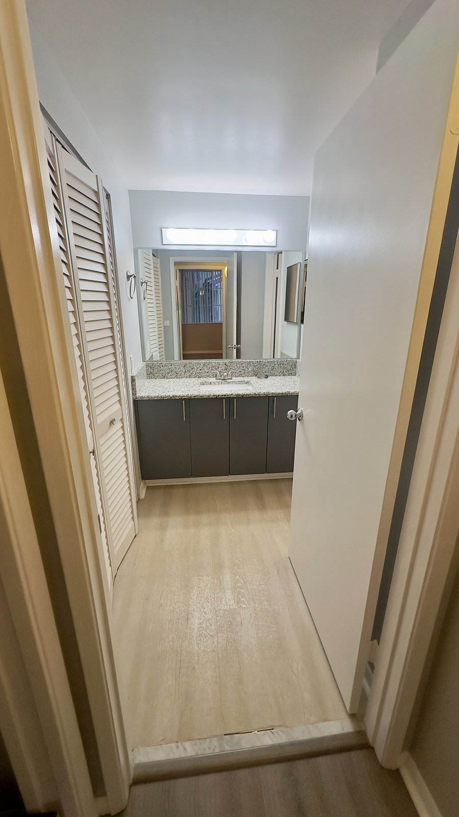 Furnished Finder property 1040106_1 photo 17