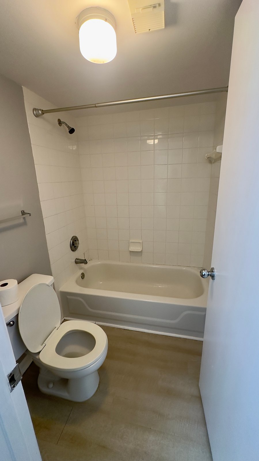Furnished Finder property 1040106_1 photo 18