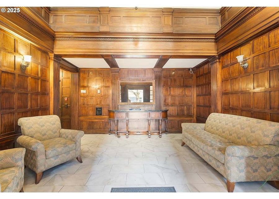 Furnished Finder property 1040108_1 photo 3