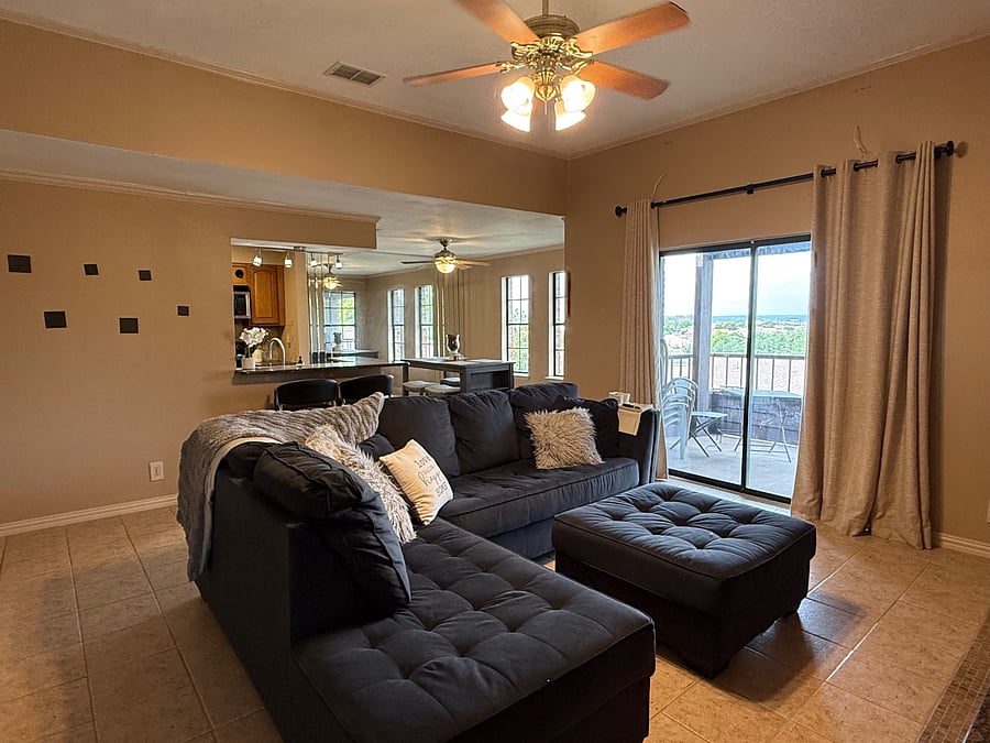 Furnished Finder property 1040119_1 photo 4