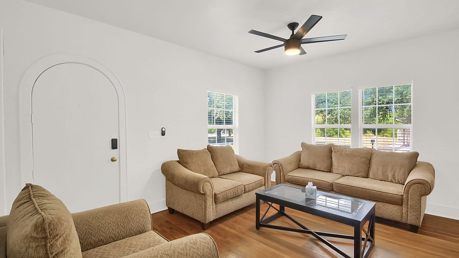 Furnished Finder property 1040135_1 photo 3