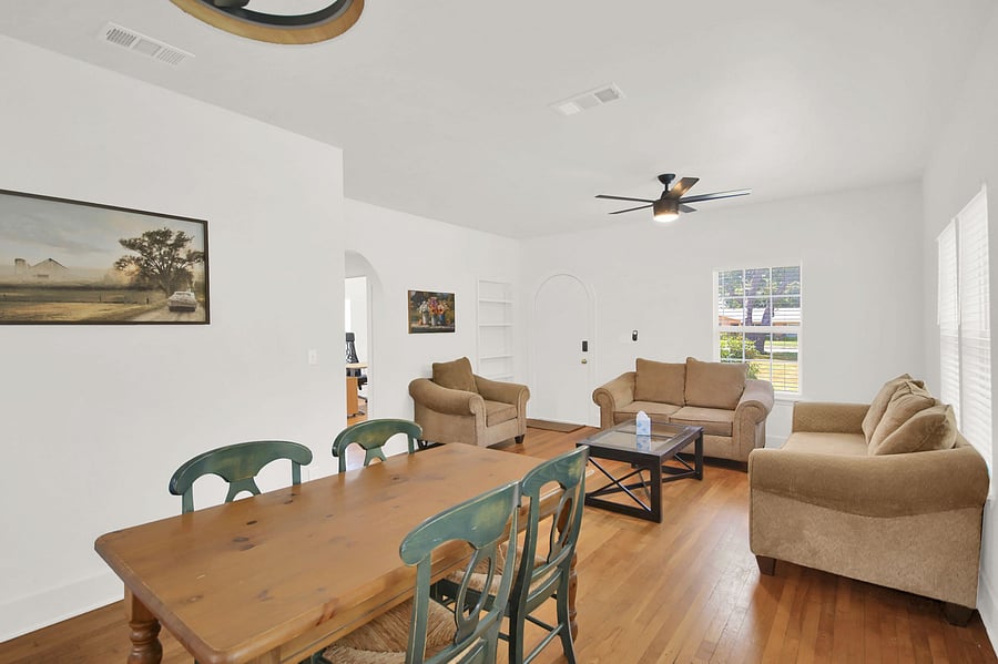 Furnished Finder property 1040135_1 photo 2