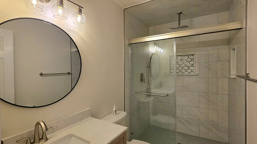 Master bathroom.