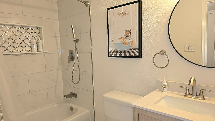 2nd bathroom.