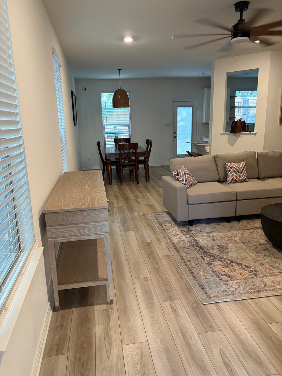 Entrance, living room and dining room view