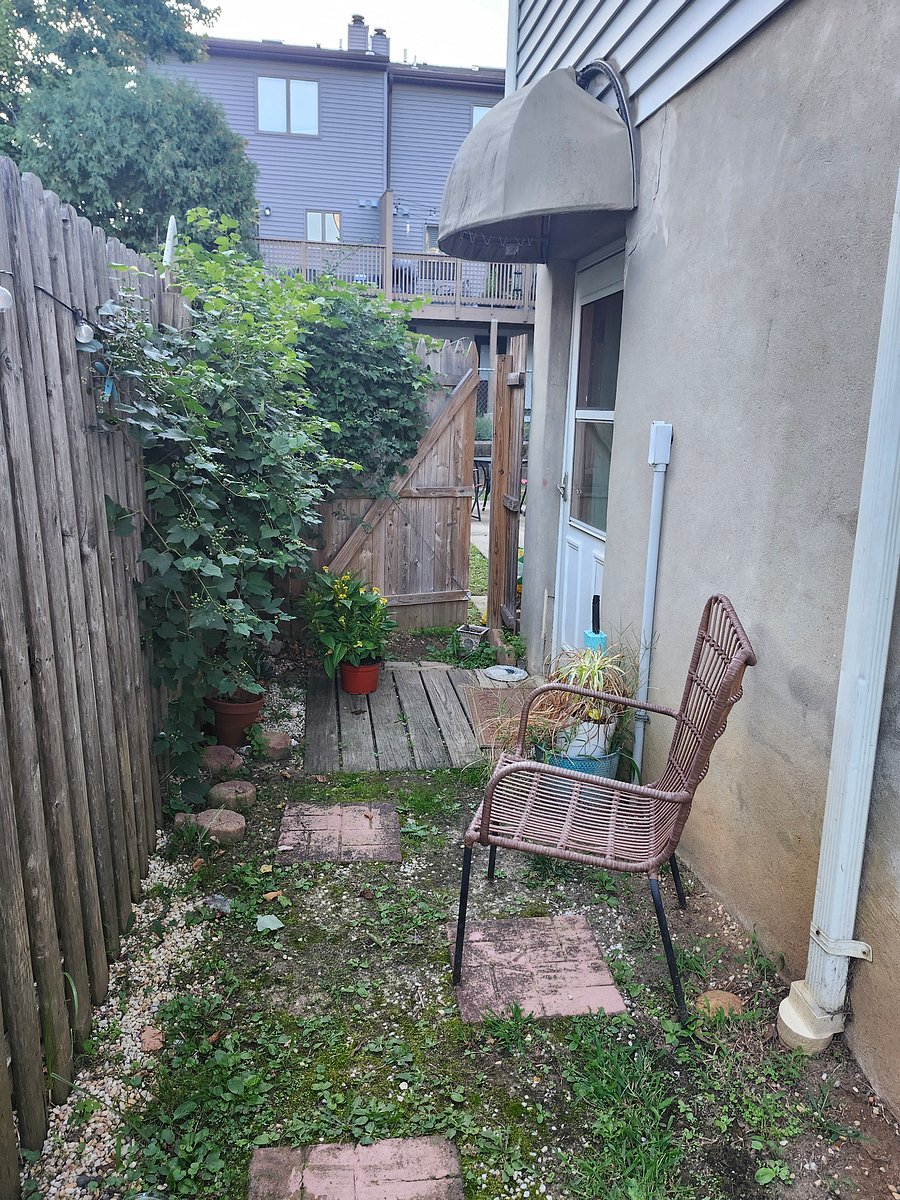 Furnished Finder property 1040148_1 photo 12