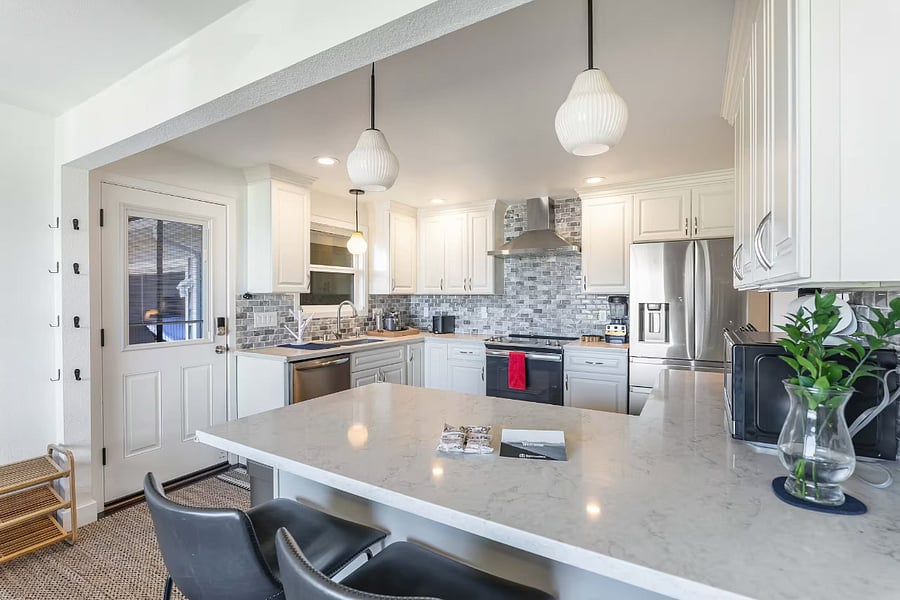 Bar stools for easy breakfast at the kitchen counter.