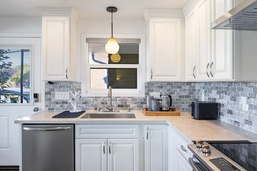 Large kitchen sink.
