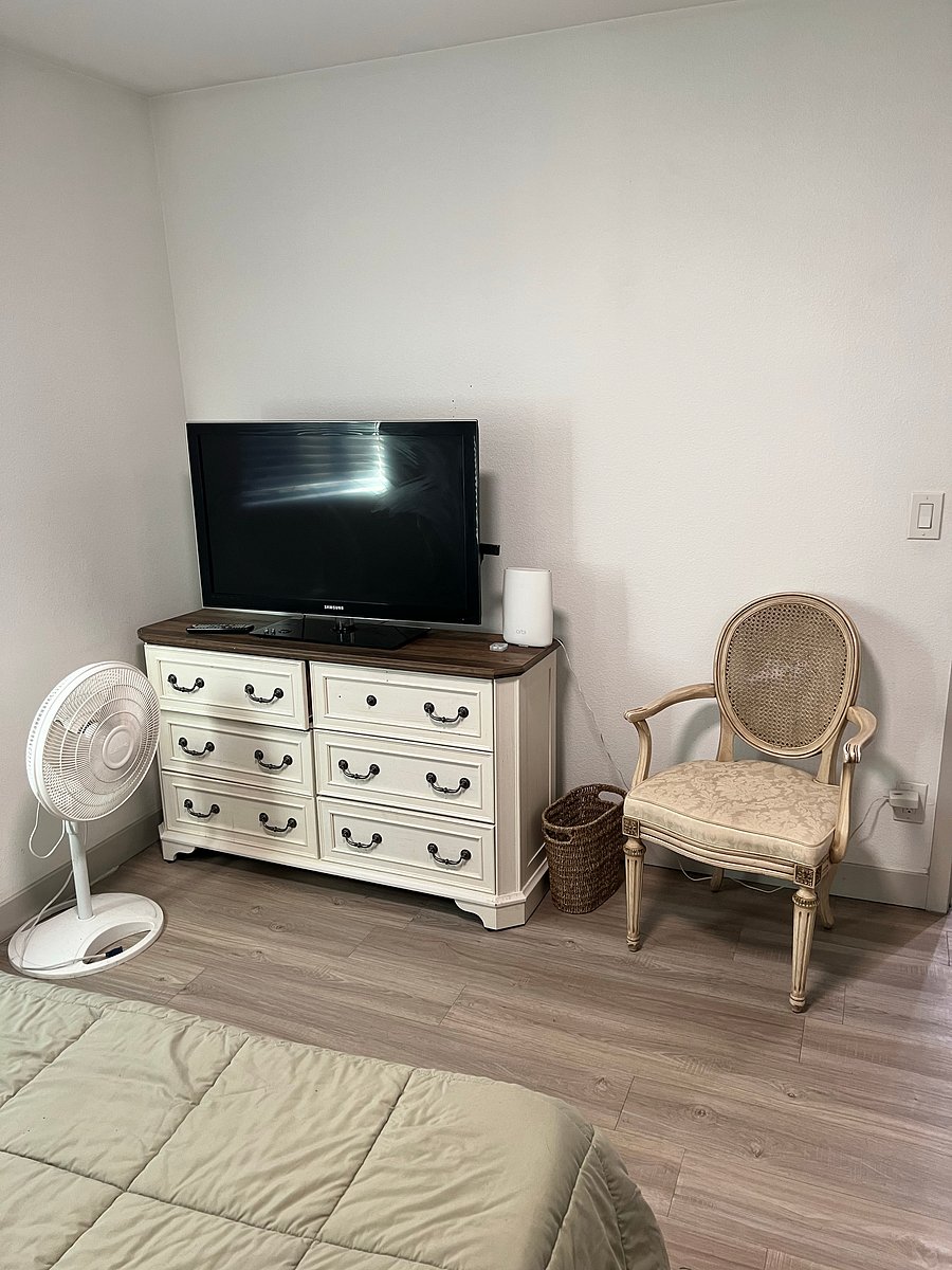 Furnished Finder property 1040162_1 photo 8
