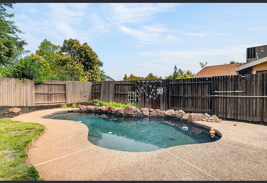Furnished Finder property 1040170_1 photo 6