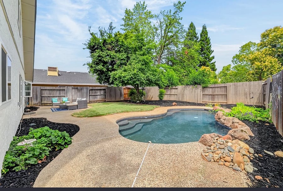 Furnished Finder property 1040170_1 photo 7