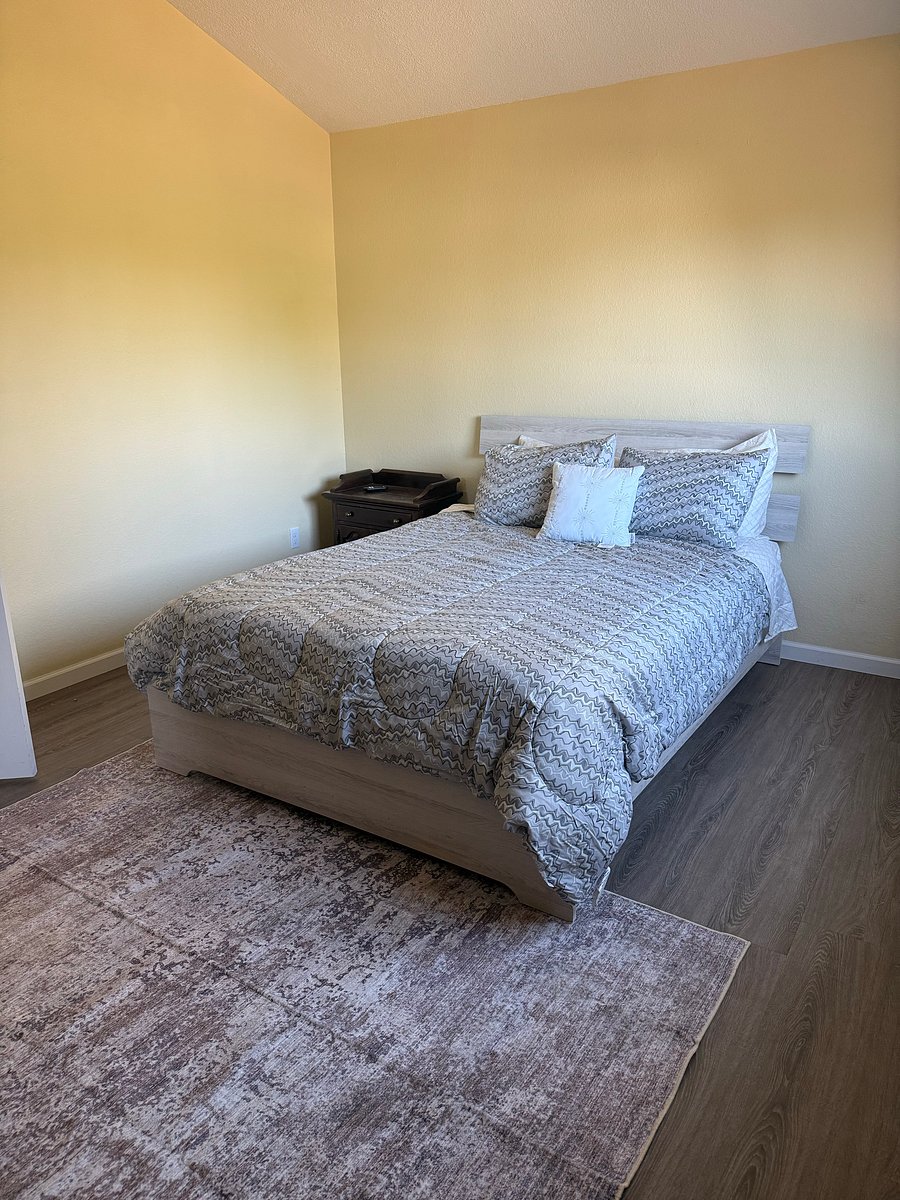 Furnished Finder property 1040170_1 photo 23