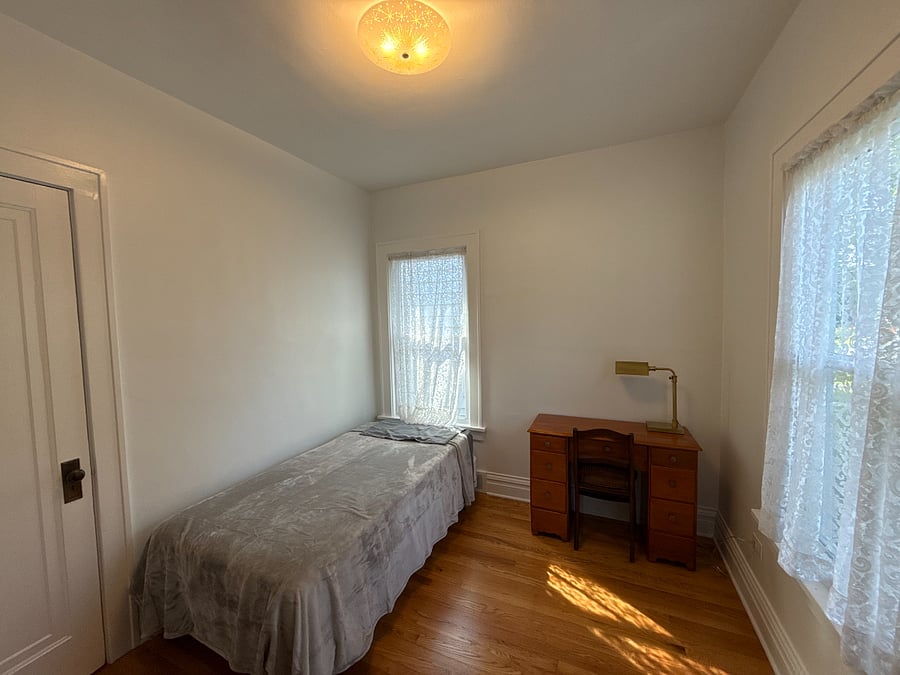 Furnished Finder property 1040180_1 photo 12