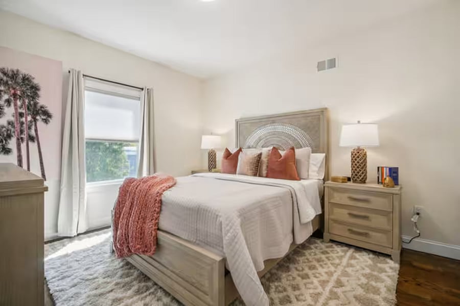 Furnished Finder property 1040192_1 photo 10