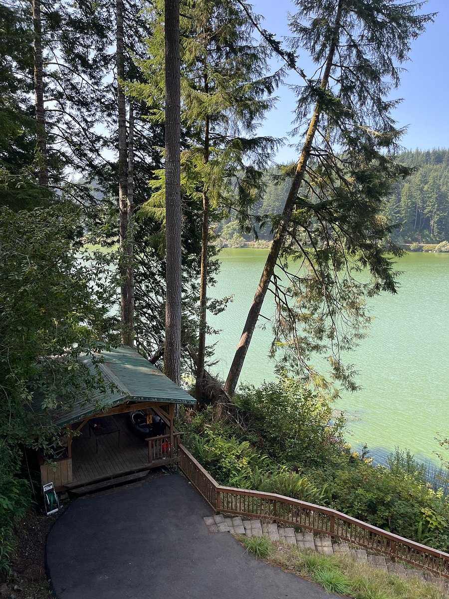 Furnished Finder property 1040199_1 photo 4