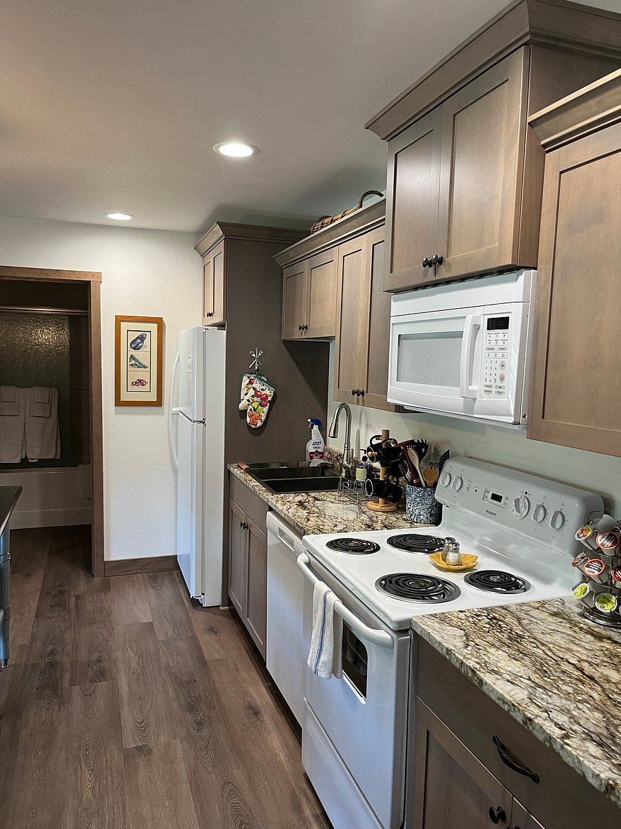 Furnished Finder property 1040199_1 photo 12