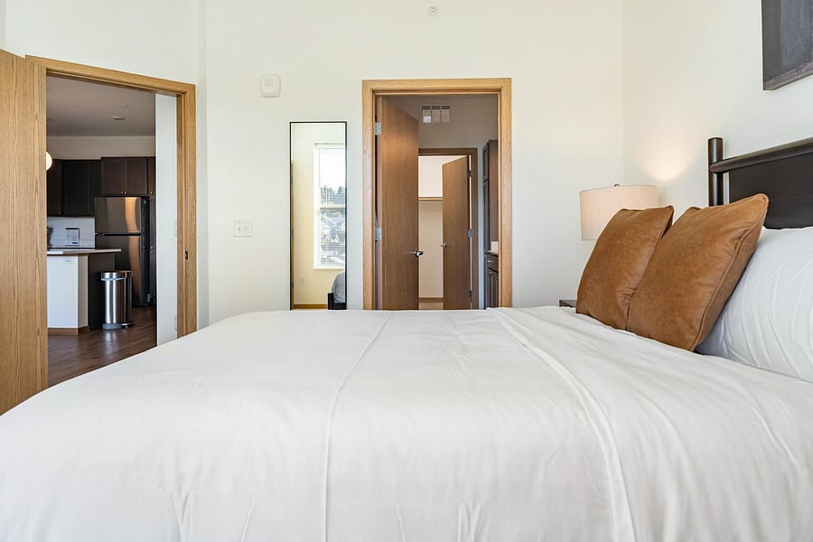 Furnished Finder property 1040214_10 photo 12