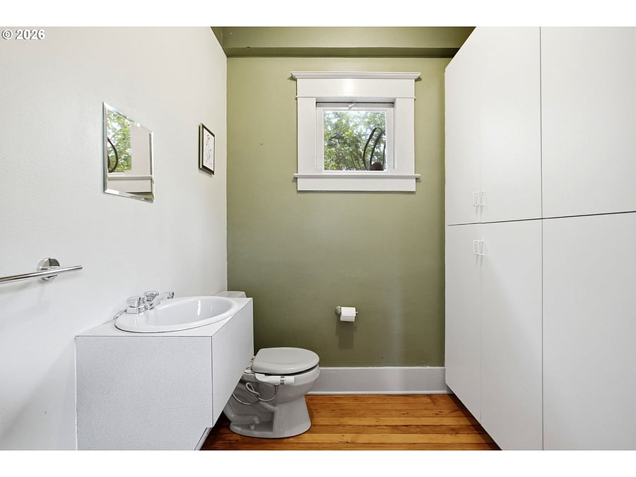 Furnished Finder property 1040235_1 photo 12