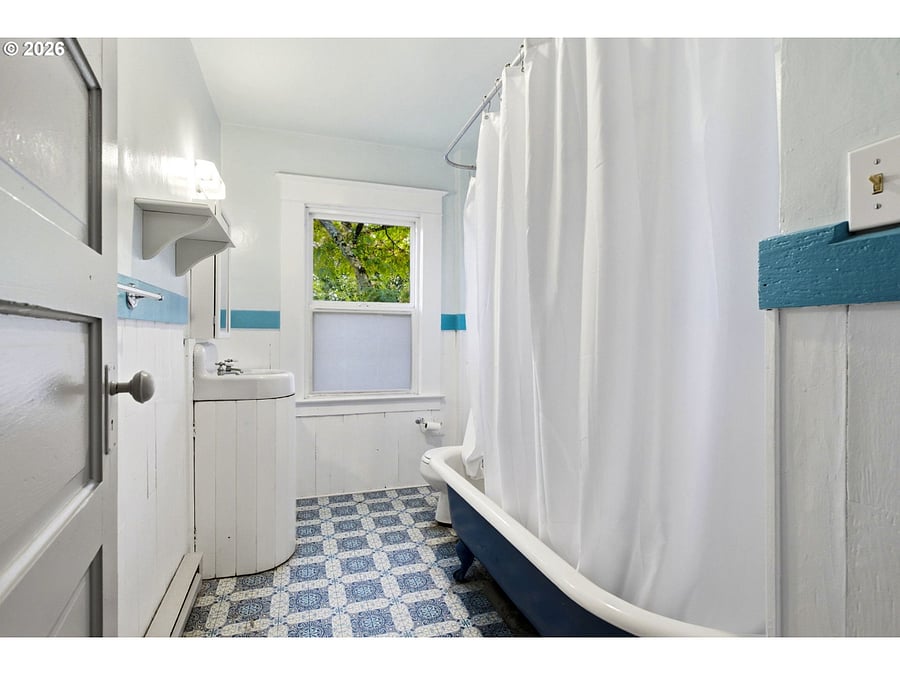 Furnished Finder property 1040235_1 photo 17