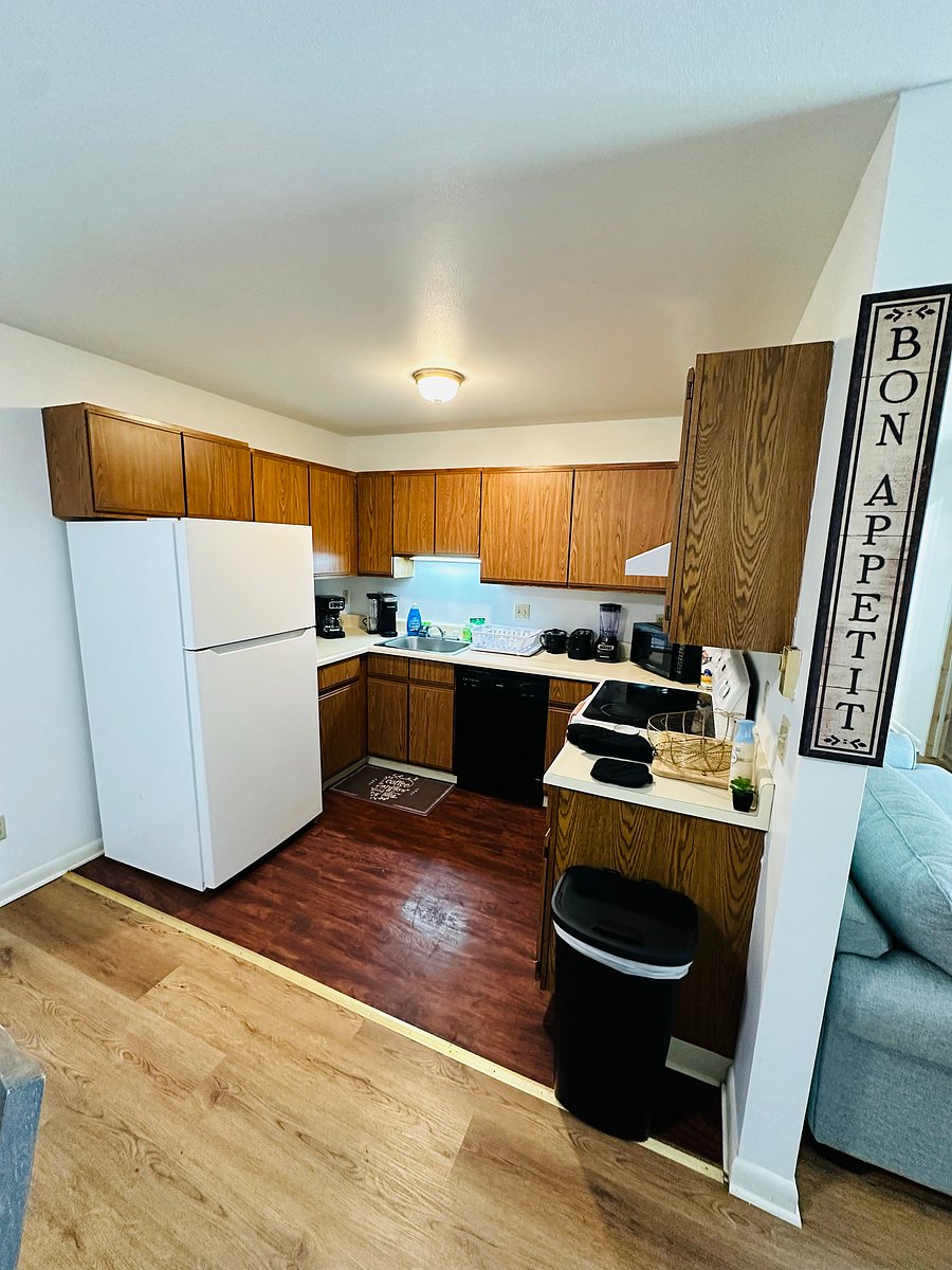 Furnished Finder property 1040237_1 photo 8
