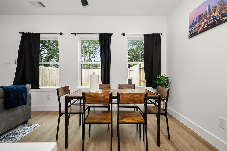 Furnished Finder property 1040277_1 photo 5