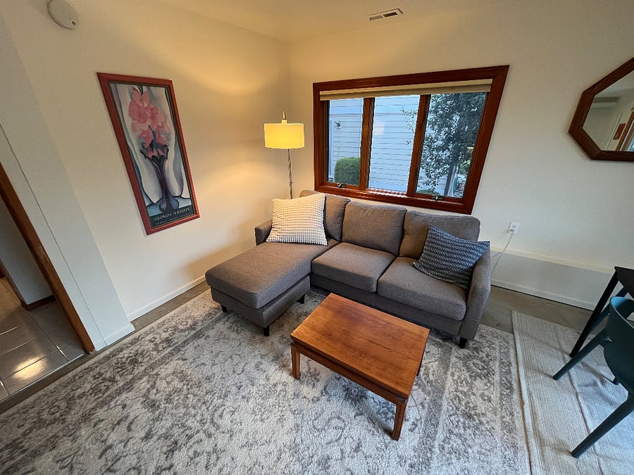 Furnished Finder property 1040278_1 photo 8