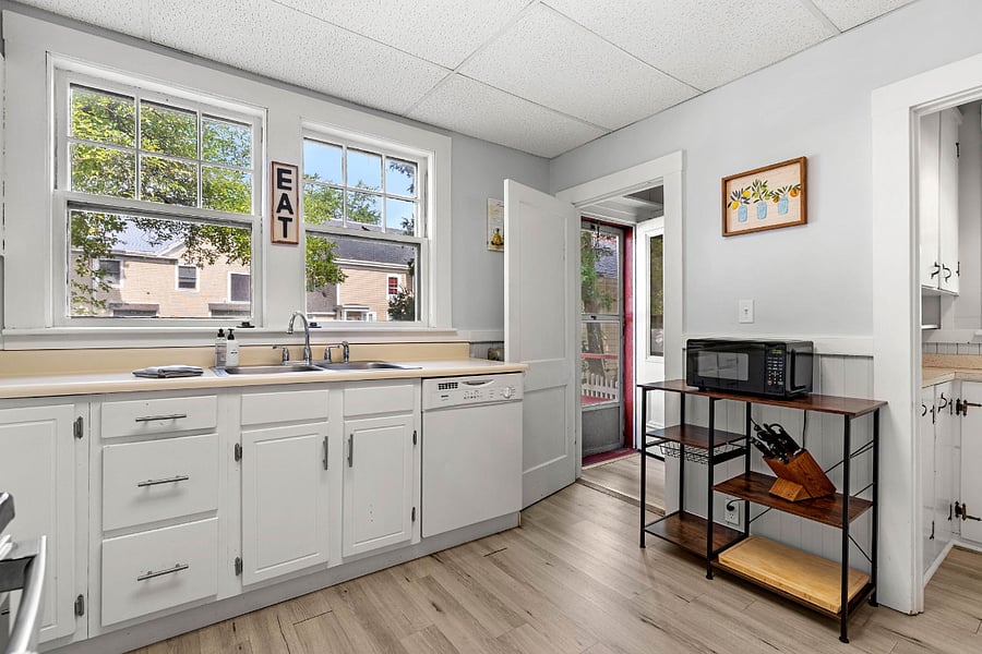 Furnished Finder property 1040293_1 photo 10