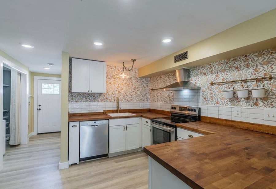 Furnished Finder property 1040295_1 photo 3