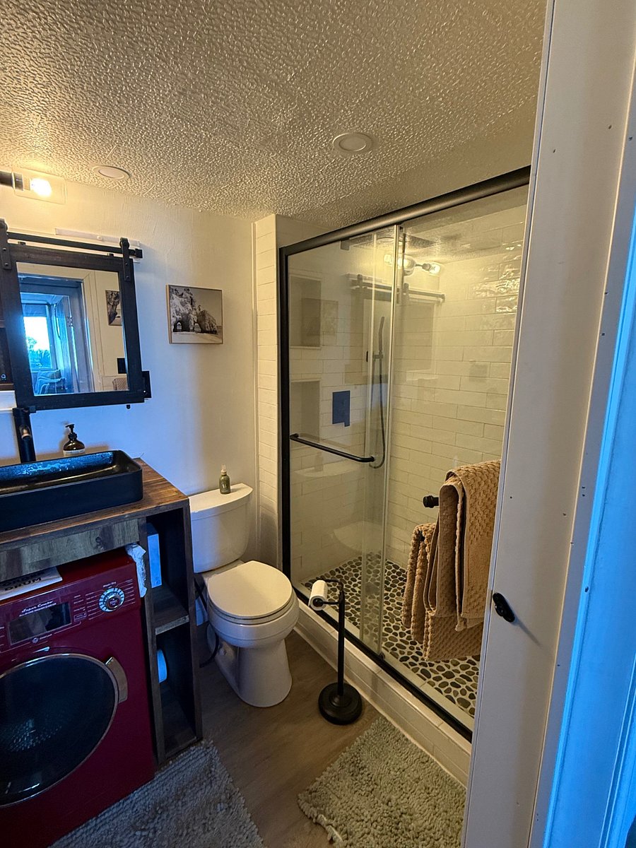 Furnished Finder property 1040296_1 photo 16